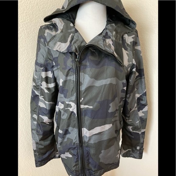Camouflage jacket windbreaker Emporio Armani convertible jacket to vest size S - Picture 2 of 11